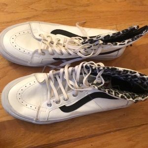 New vans white leather hi tops